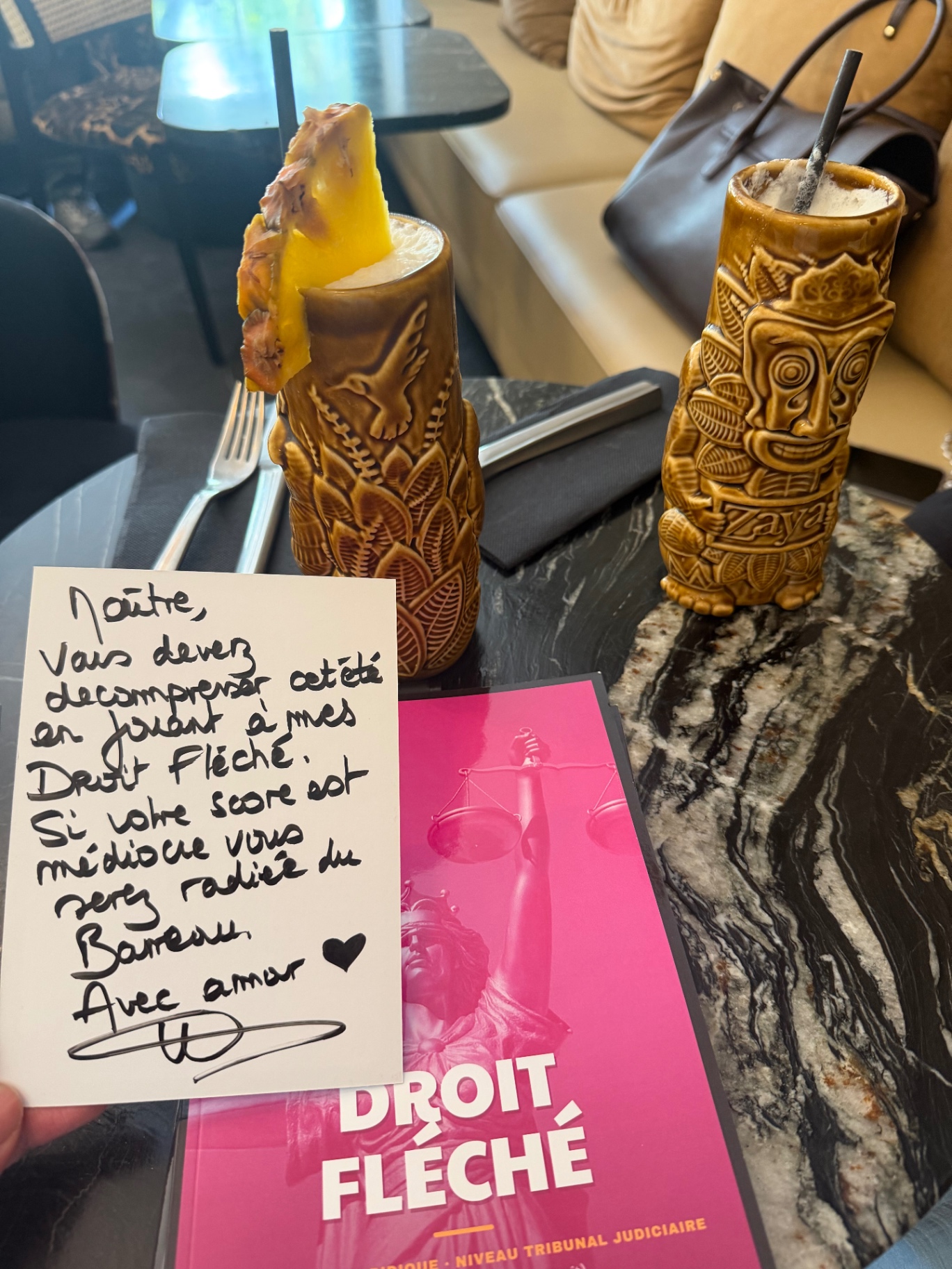 Carte de remerciement Droit Fléché offerte avec amour pour mon avocate et magistrat préféré